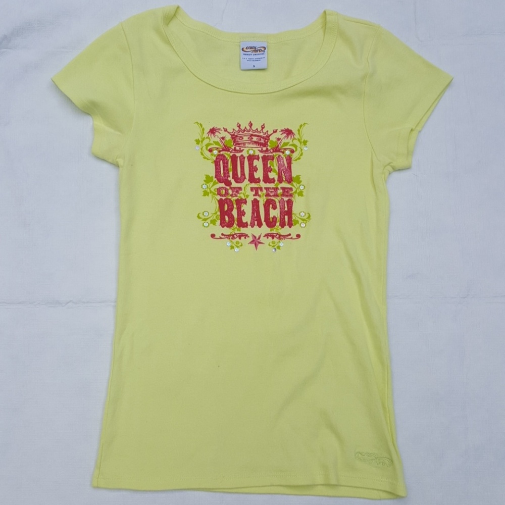 Crazy Shirt "Queen of the Beach" Tee with Sequins