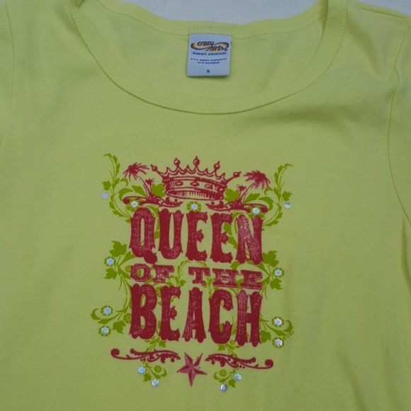 Crazy Shirt "Queen of the Beach" Tee with Sequins - Picture 8 of 8