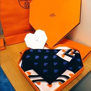 Limited Heart NEW Authentic Hermes Love Silk Scarf