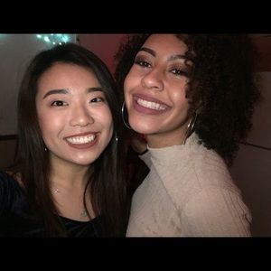 Meet your Posher, Julia