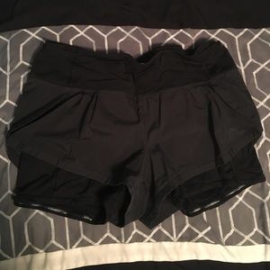 Lululemon shorts with spandex
