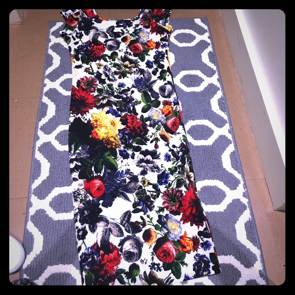 Floral bodycon dress