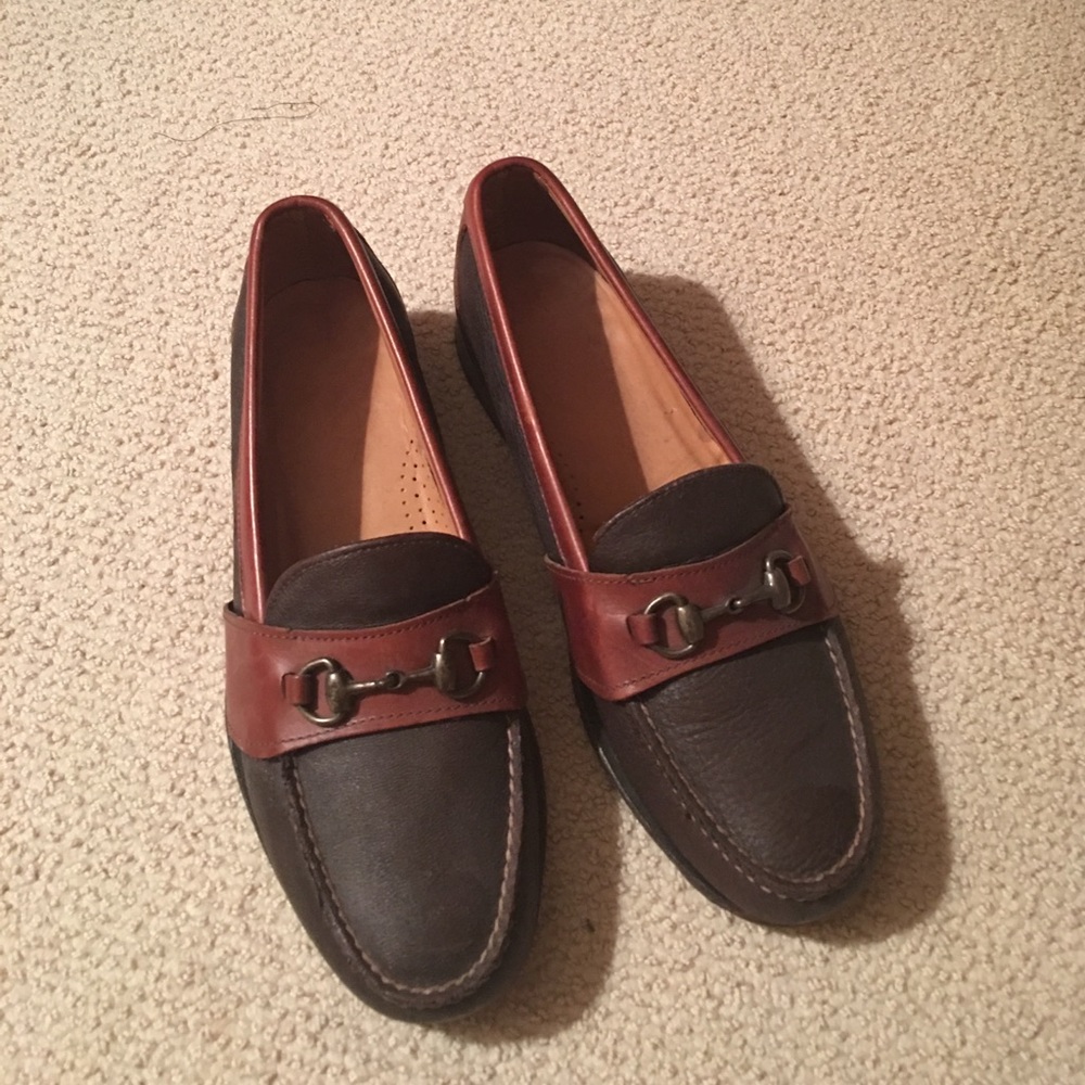 Dress shoes
