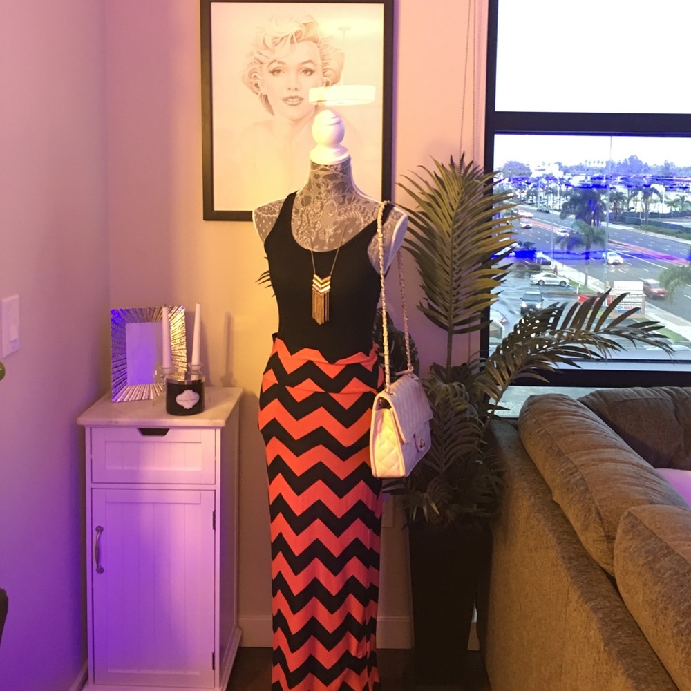 Maxi chevron skirt