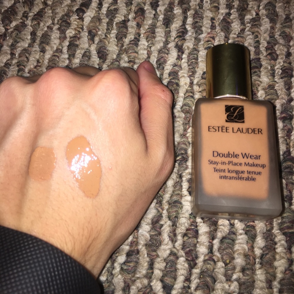 Estée Lauder Double Wear Foundation in Rich Ginger - Picture 1 of 3