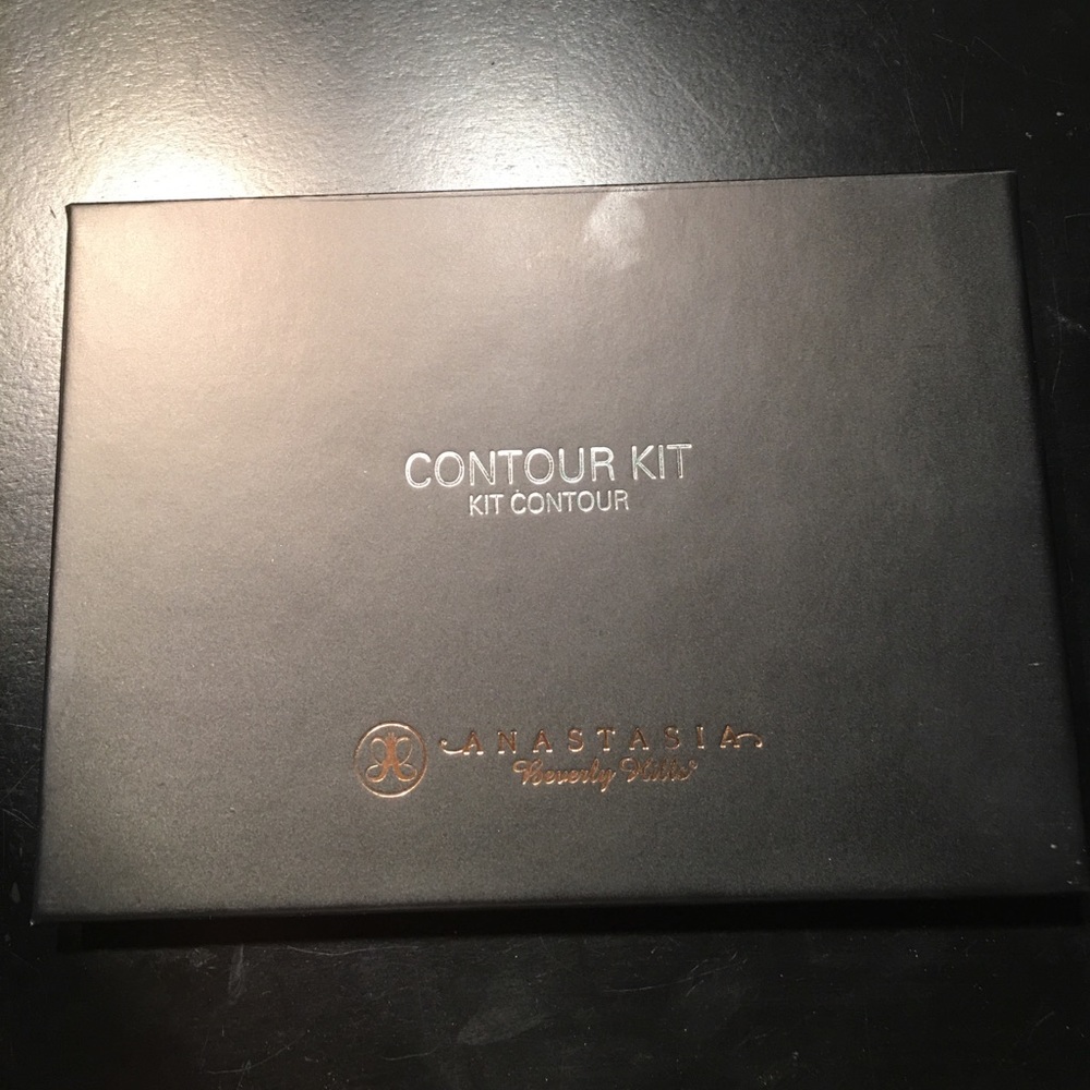 Anastasia Beverly Hills Contour Kit Powder
