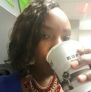 Meet your Posher, Venessa