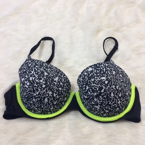PINK Victoria's Secret Other - PINK Victoria's Secret Lightly Lined Demi Bra 36B