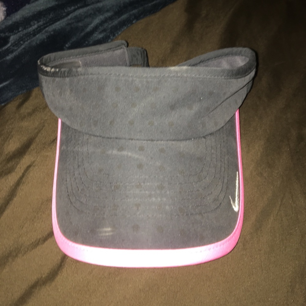 Nike visor