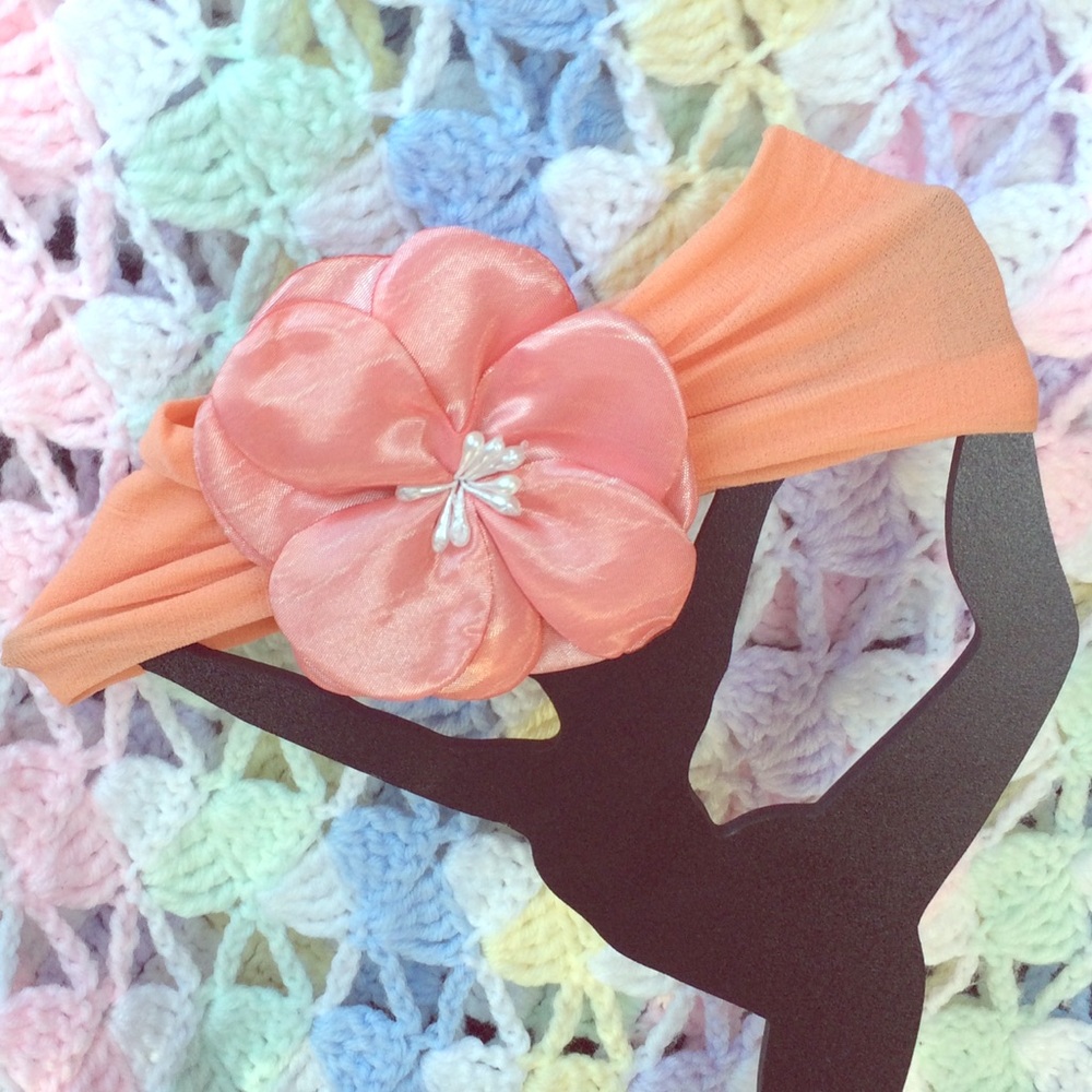 Elegant Bow & Headband