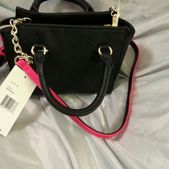 Hold Betsey johnson mini satchel with star fob NWT - Picture 3 of 6