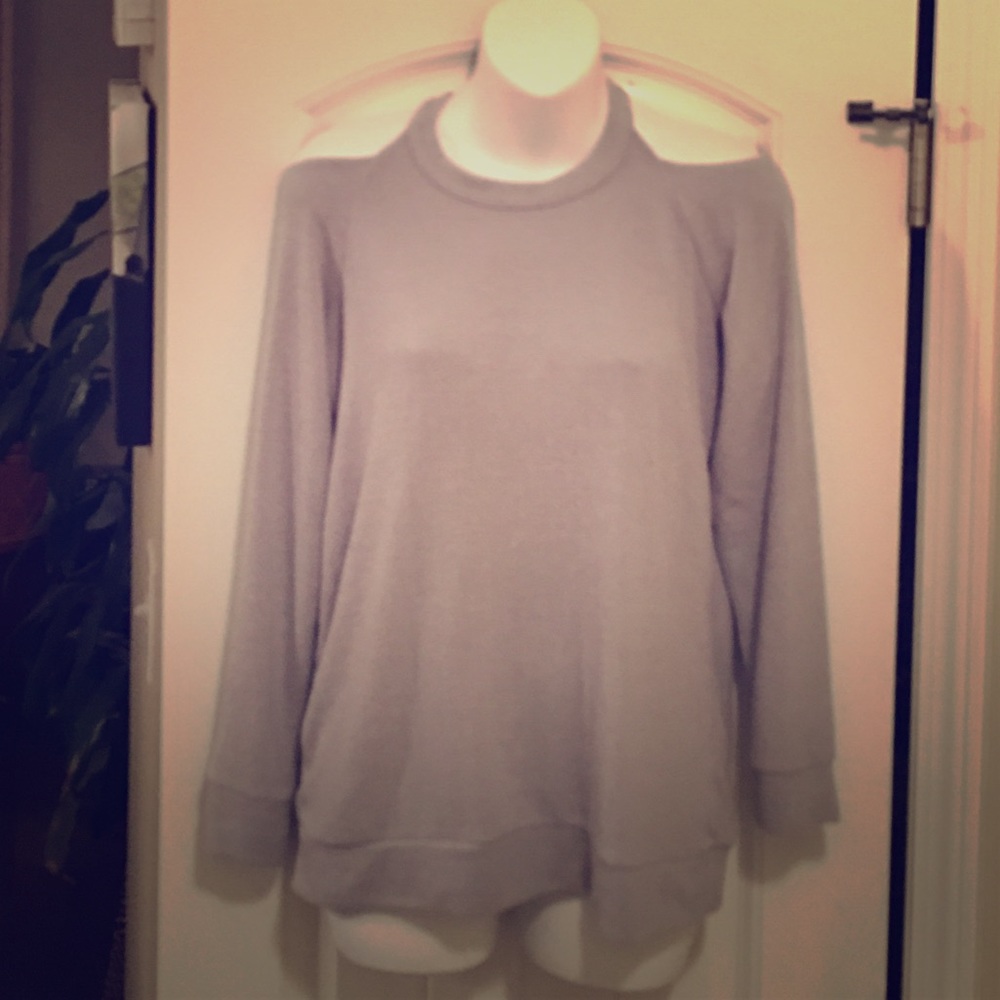 ChaSer Gray....shoulder showing sweater