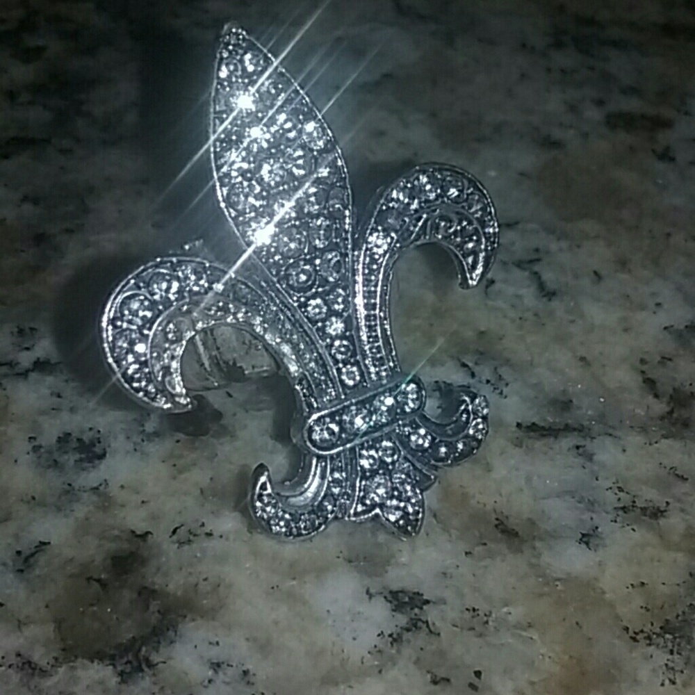 Blingy Spade Ring