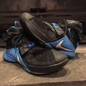 Nike Lebron Soldier 9's