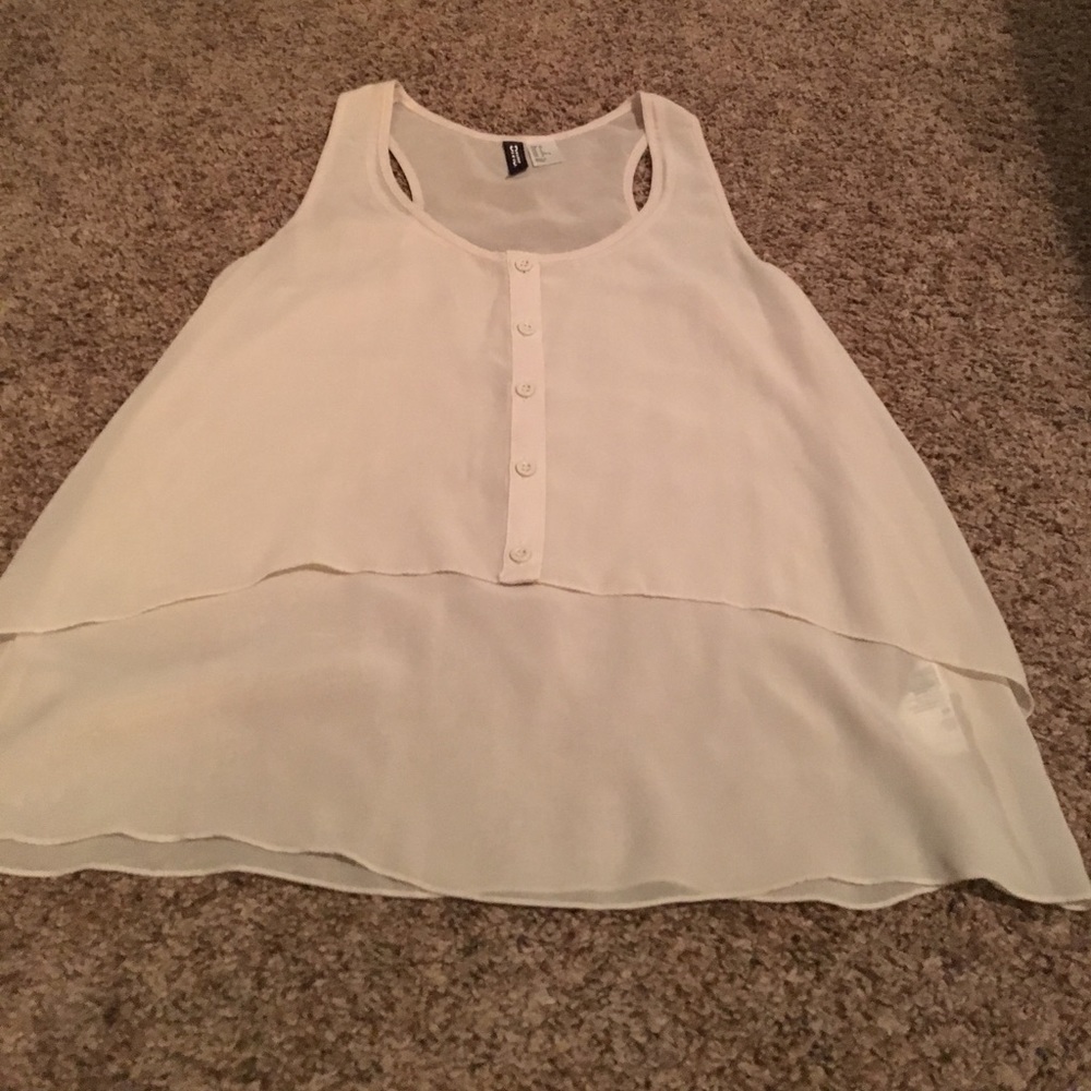 Nwot grey chiffon H&M S/L Top