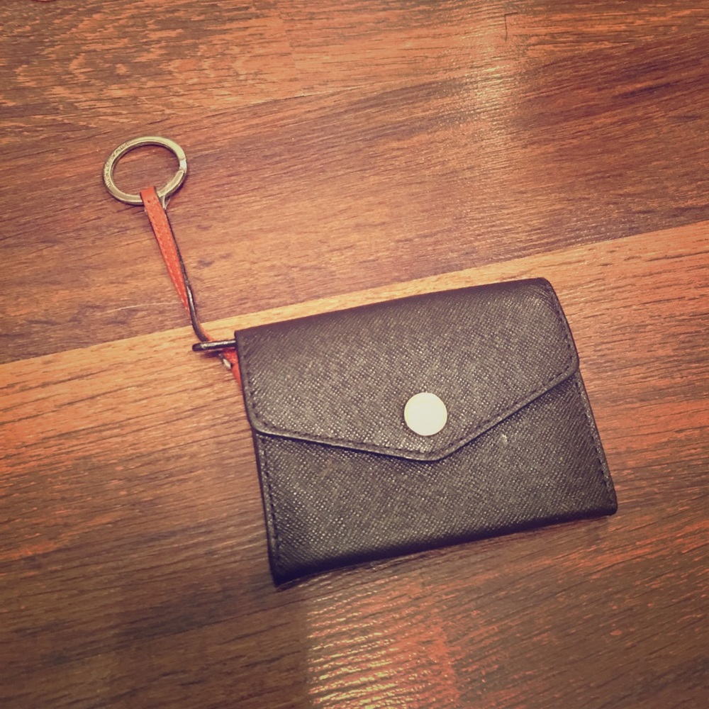 Michael Kors Wallet w/ Keychain, Coin Purse, ID