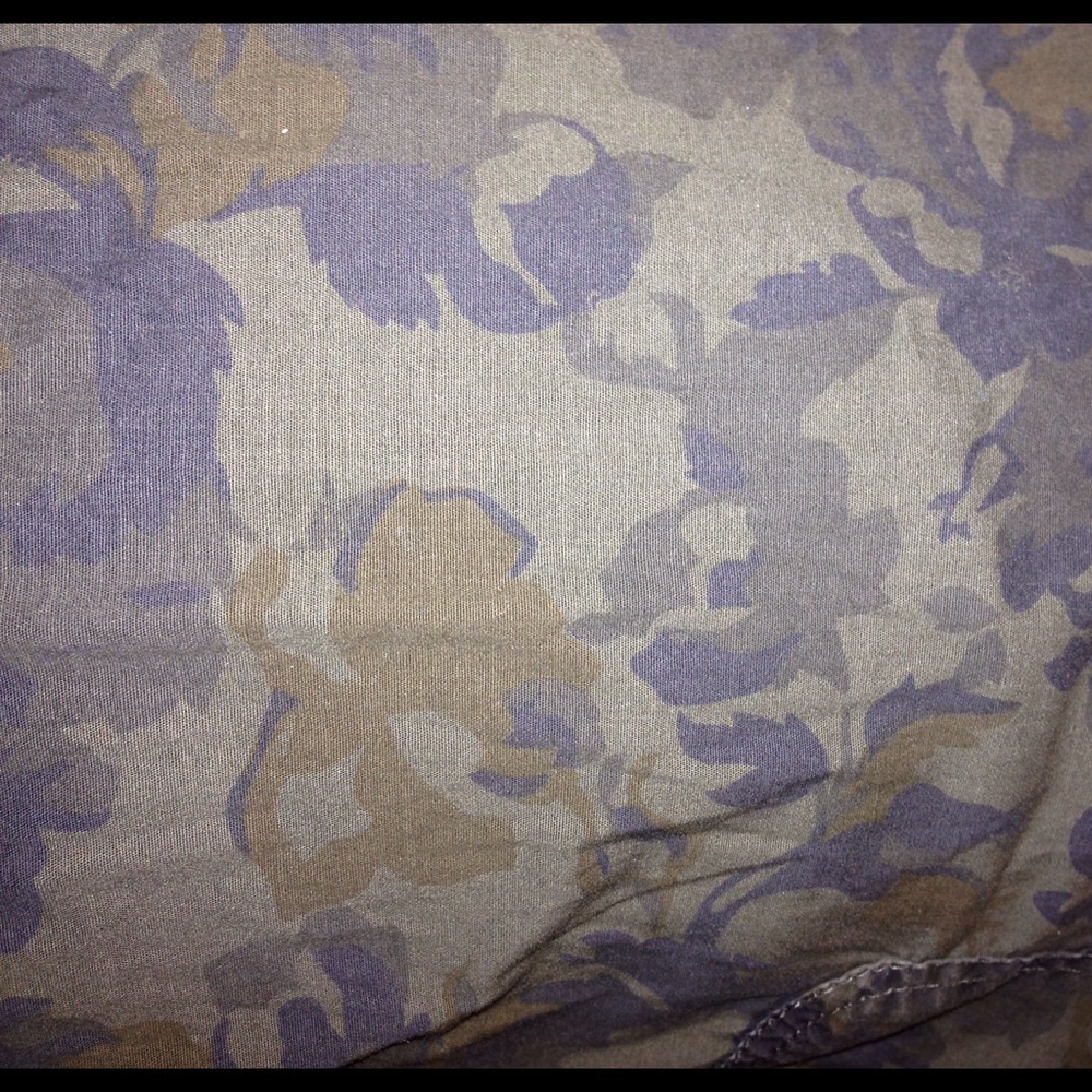 Planet Motherhood capris. - Picture 4 of 4