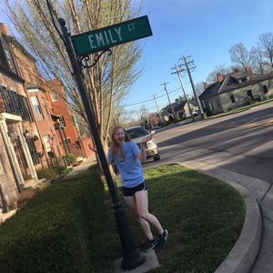 Meet your Posher, Emily