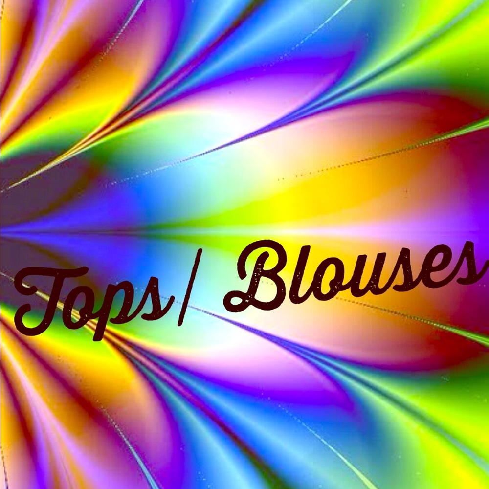 Tops & Blouses Below🦋