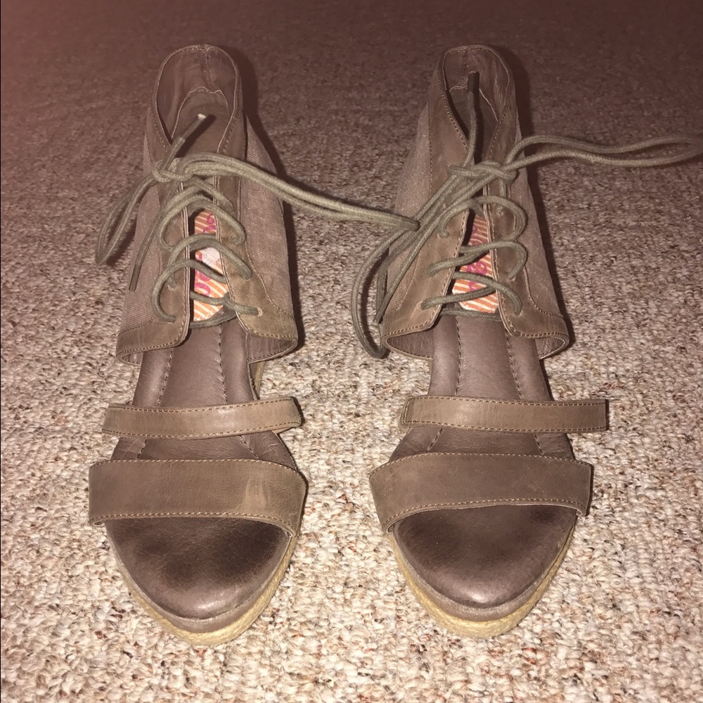 Beige peep toe wedges