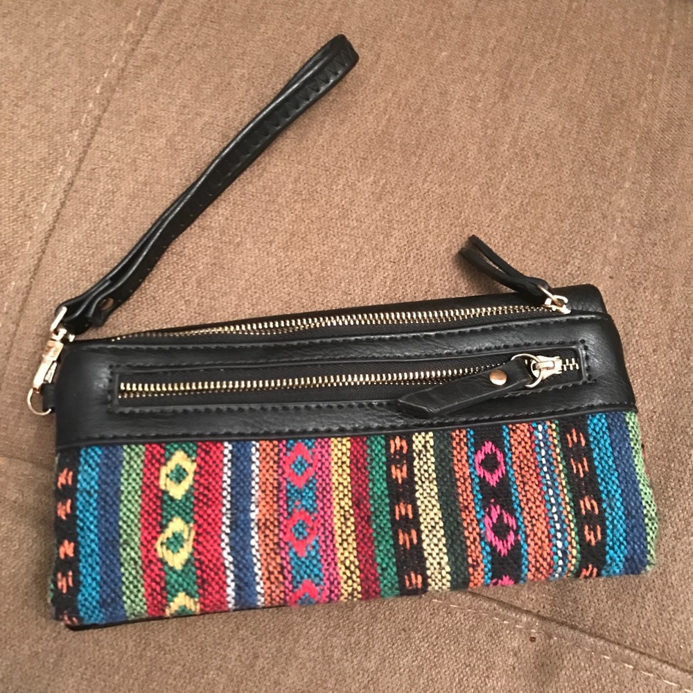 Multicolored Wristlet EUC