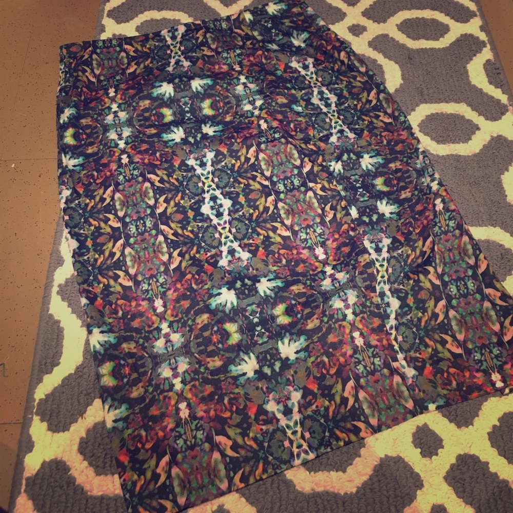 Zara pencil skirt