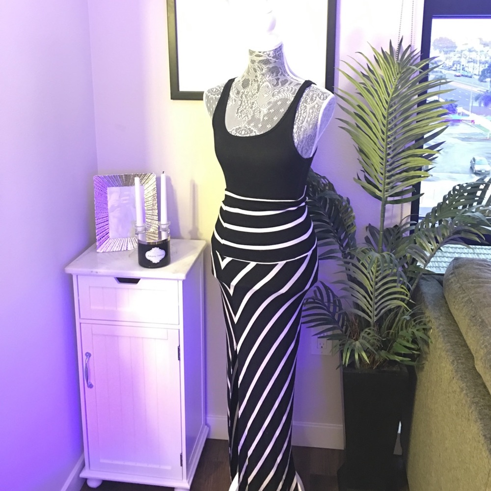 Maxi skirt