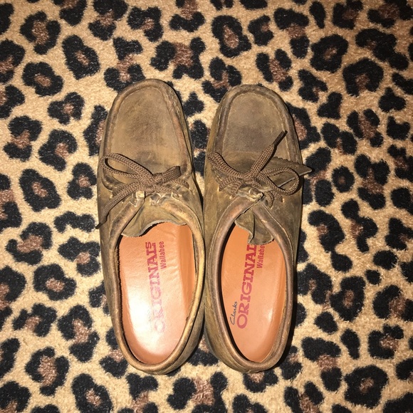 Clarks Shoes - Clarks Wallabees beeswax brown leather sz 8.5