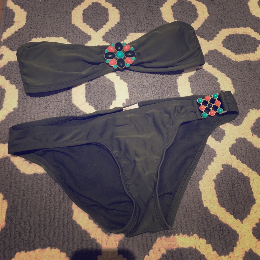 Dark green bikini