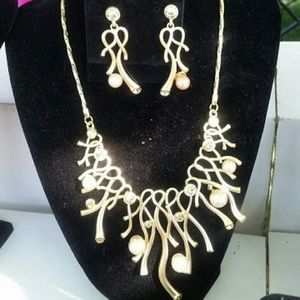 Meet your Posher, June