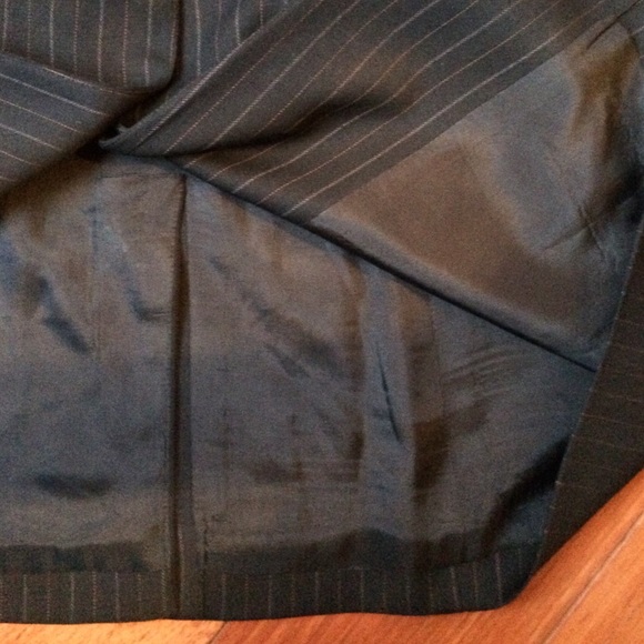 Like New Ann Taylor Loft Rayon and Wool Blazer sz0 - Picture 4 of 4