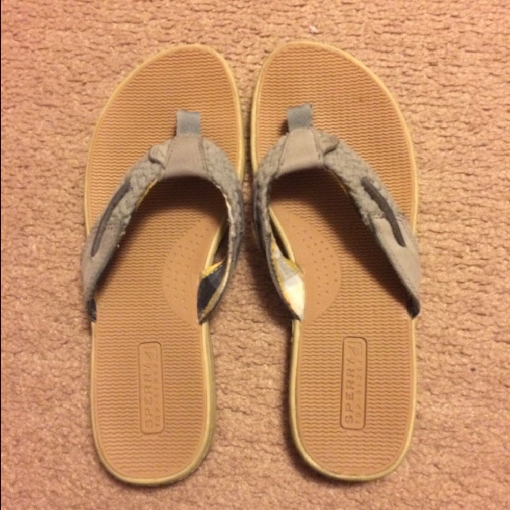 FINAL SALE. Sperry sandals.