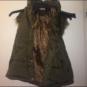 Puffer hoodie vest