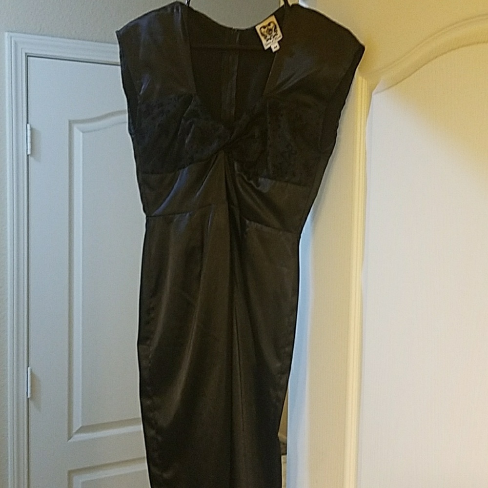 Queen of Heartz/Heartbreaker Black Dress