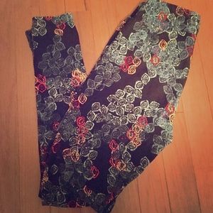 Lularoe Navy OS leggings