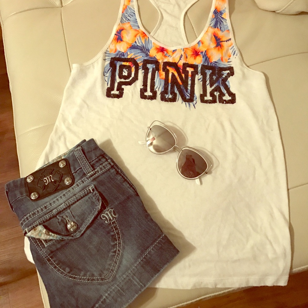 VS PINK Tank Top 🌺