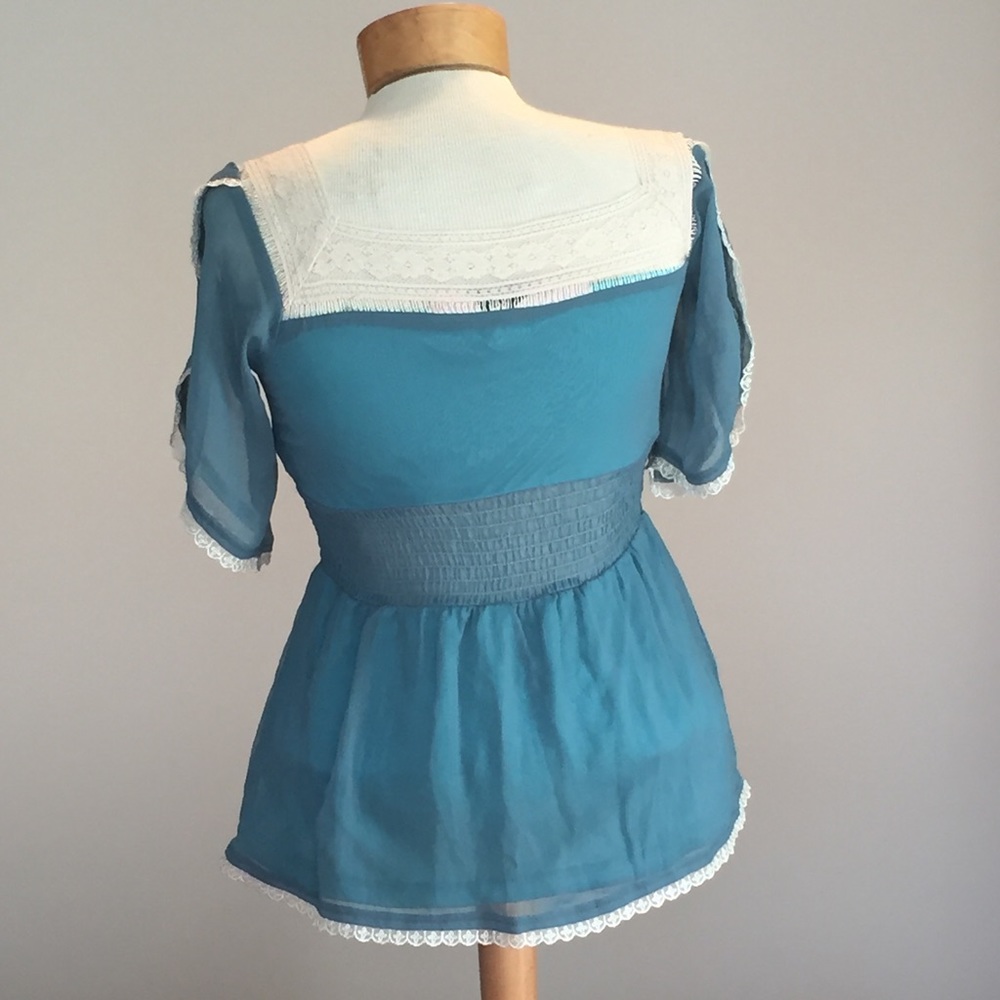 Lucca teal peasant top w/ lace accents. Size small - Picture 2 of 7