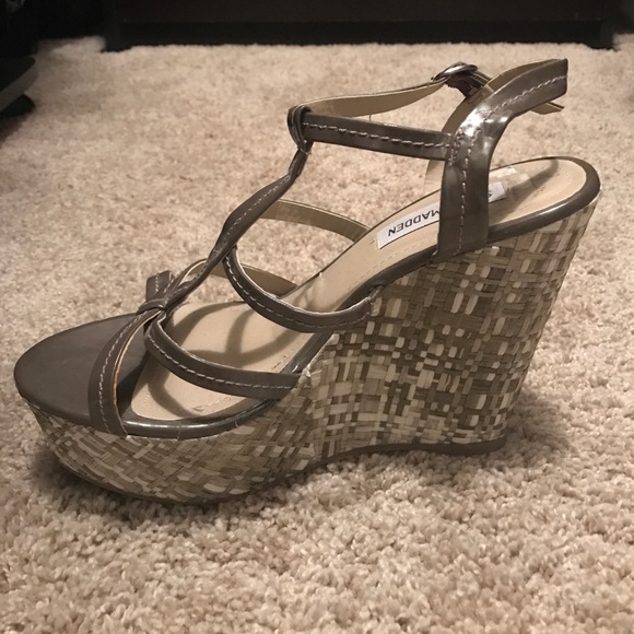 NWOT Steve Madden wedge Sandals - Picture 1 of 7