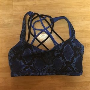 Free to be wild lululemon sports bra