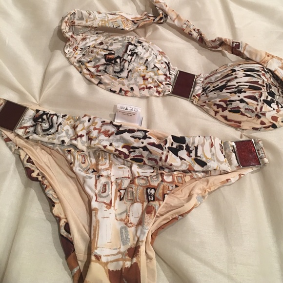 Bathing suit - Picture 1 of 4