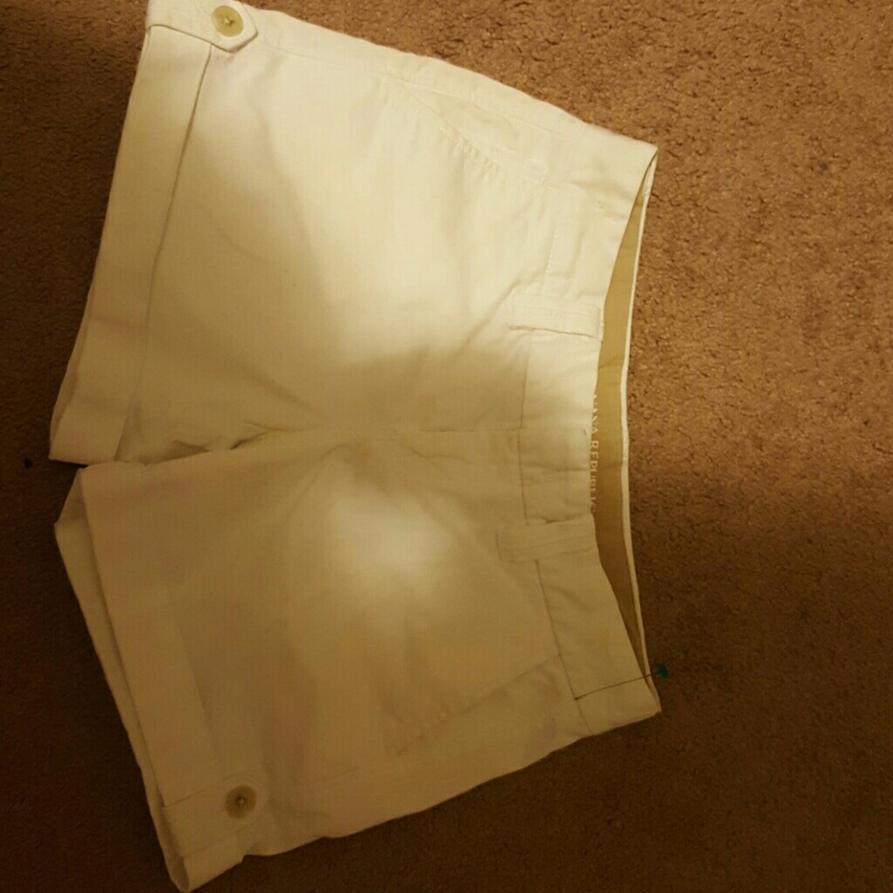 Banana Republic white shorts