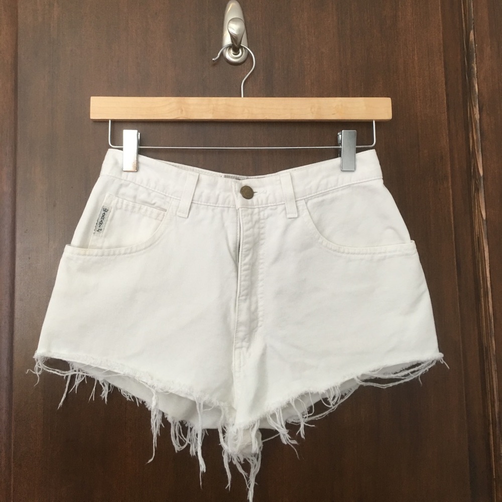 🚫SOLD🚫 White Armani shorts