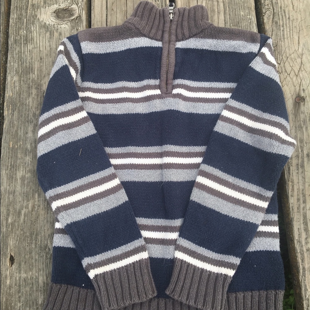 The Children's Place Sweater small