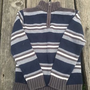 The Children's Place Sweater small