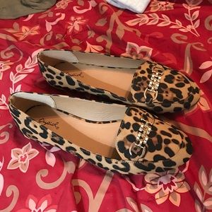 Leopard flats 🌟last day online 3/3🌟