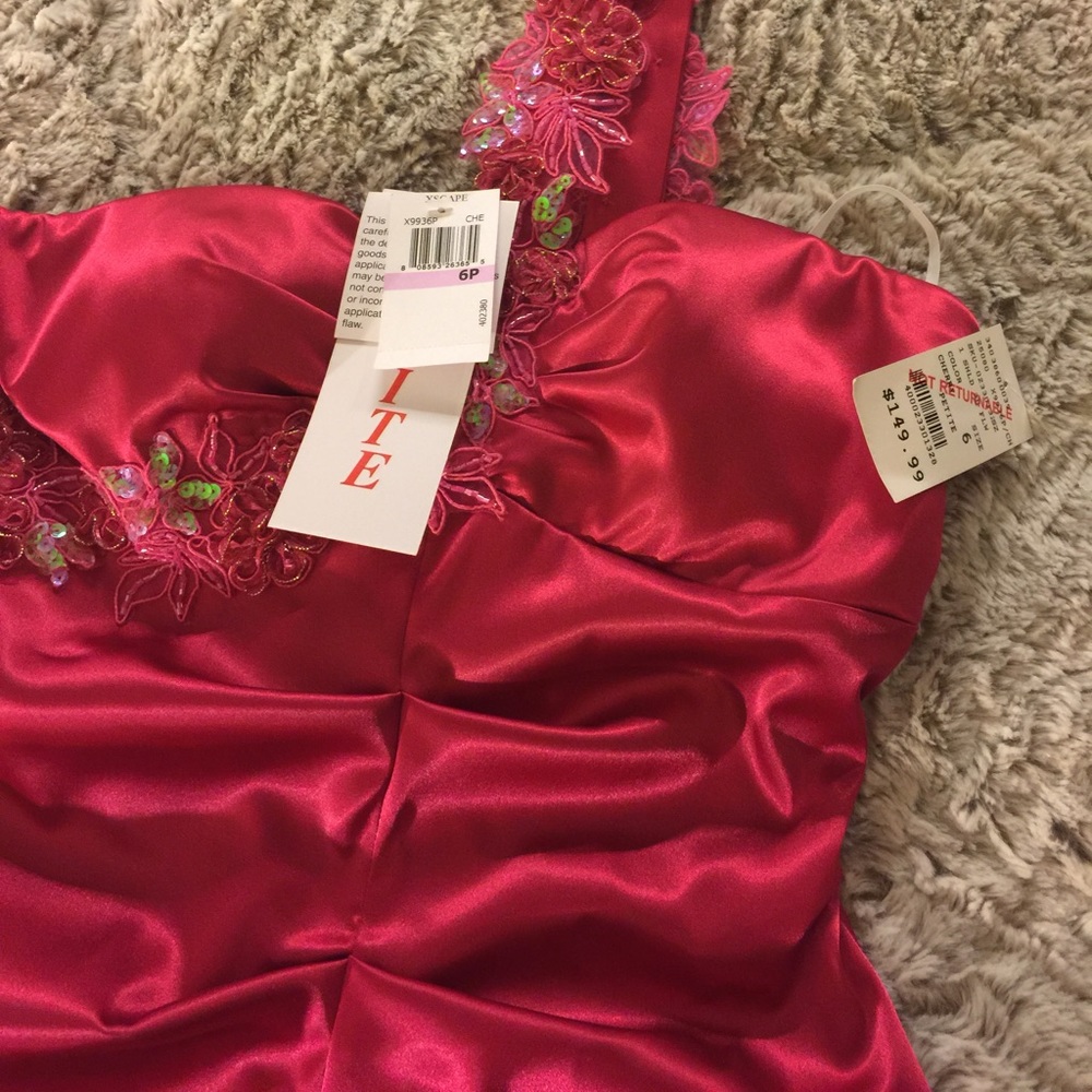 Pink Dress - Picture 4 of 5