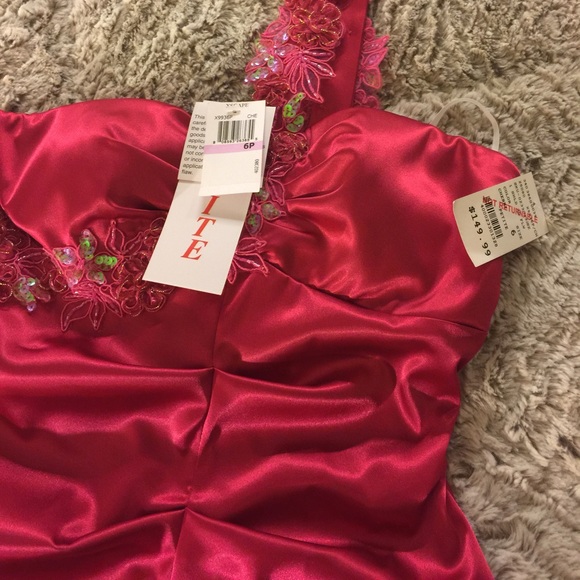 Pink Dress - Picture 4 of 5