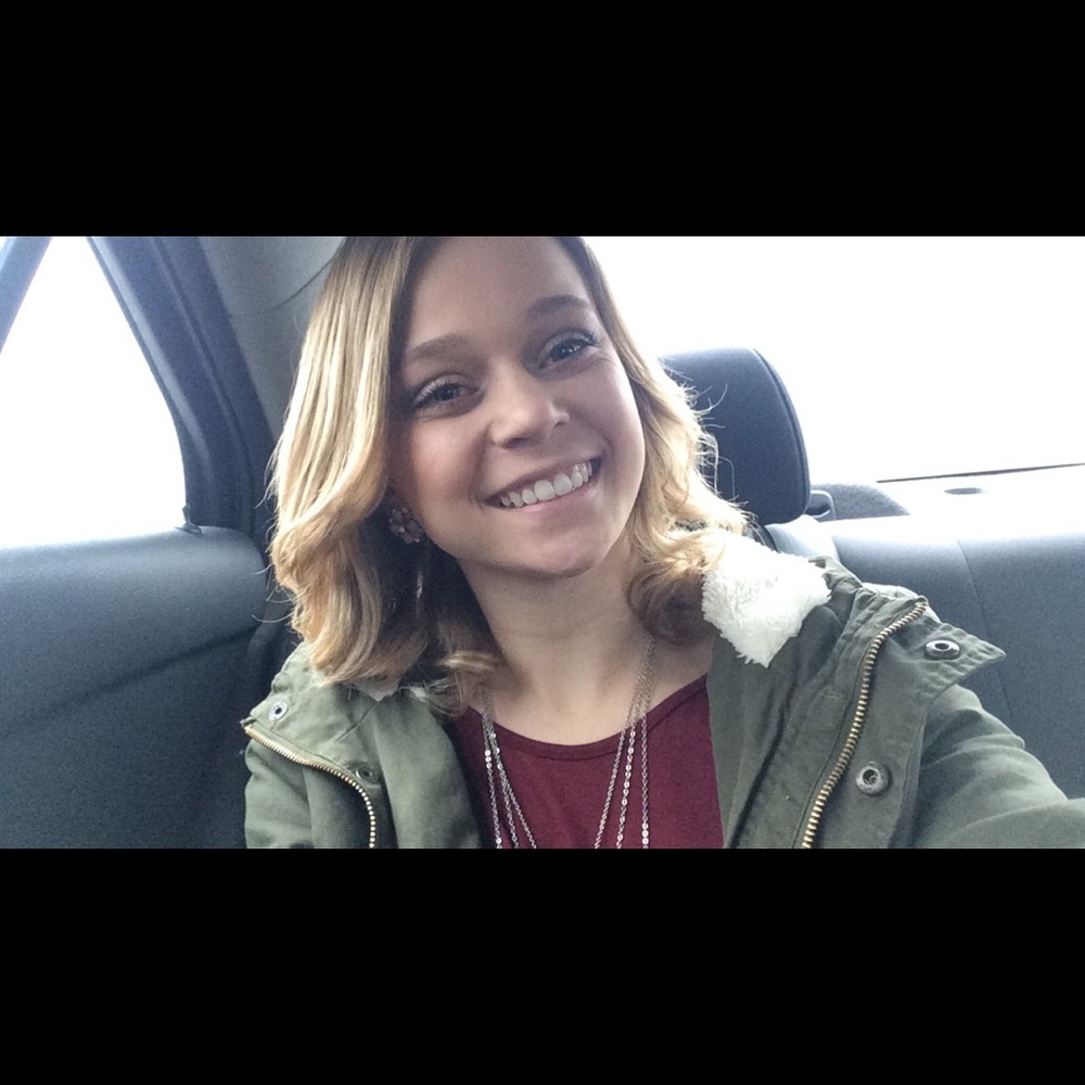 Meet your Posher, Emily