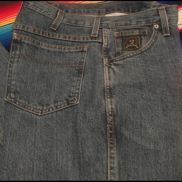 Cinch Green Label Stonewash Blue Relaxed Fit Jeans - Picture 6 of 8