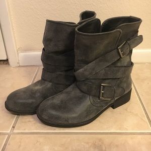 Madden girl combat boots